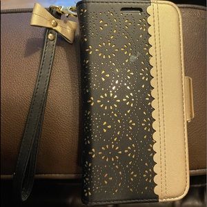 wristlet iphone wallet phone case.